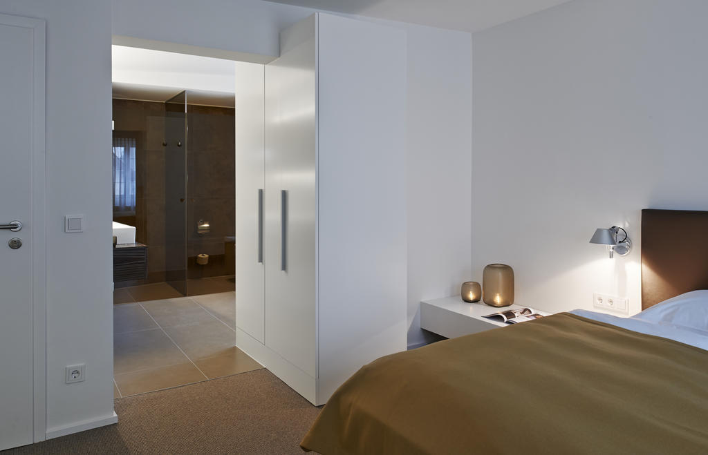Hotel Weinhaus Henninger Kallstadt Habitación foto