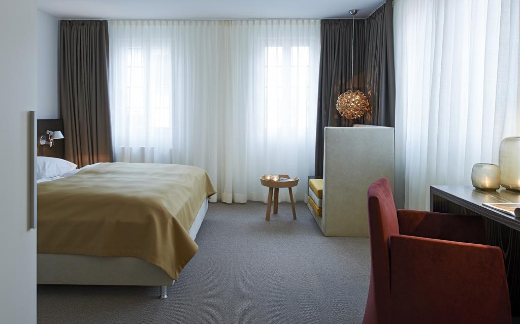 Hotel Weinhaus Henninger Kallstadt Habitación foto